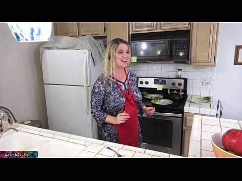❤️ Stepmom mulgere eum in culina ante diem suum Porn video at la.trysex.ru